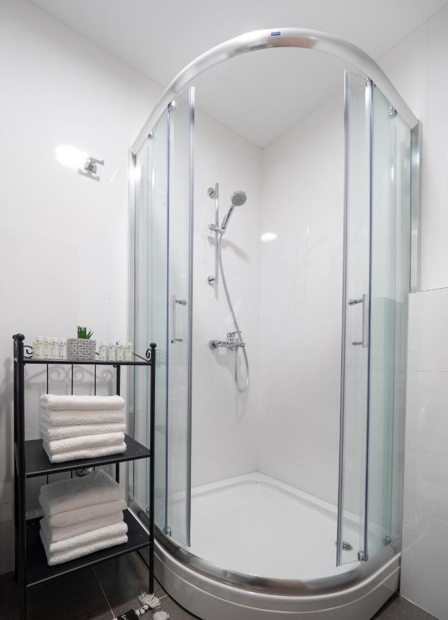 Cozy Studio Apartment Mila พอดโกริกา ภายนอก รูปภาพ