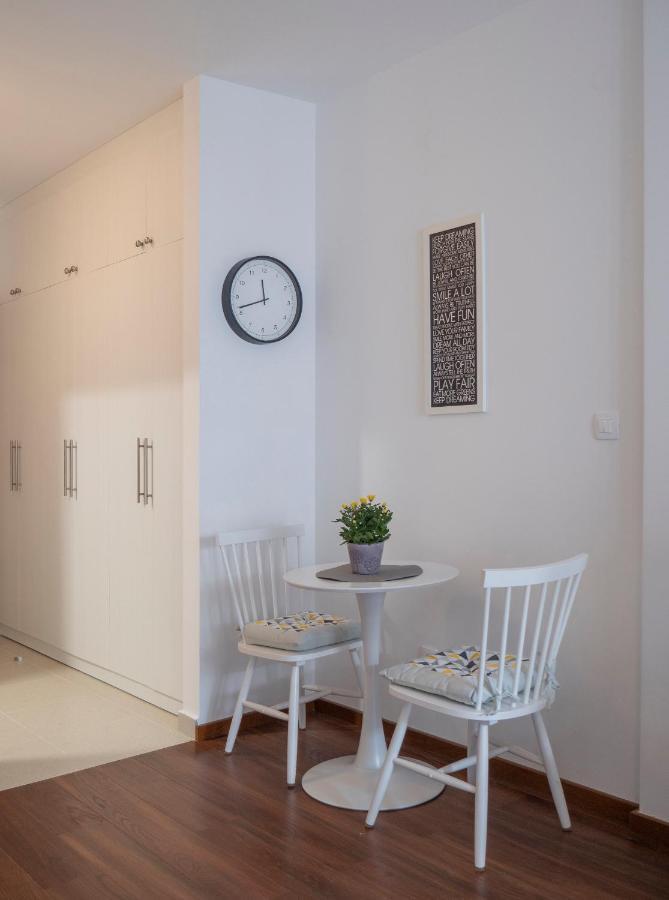 Cozy Studio Apartment Mila พอดโกริกา ภายนอก รูปภาพ